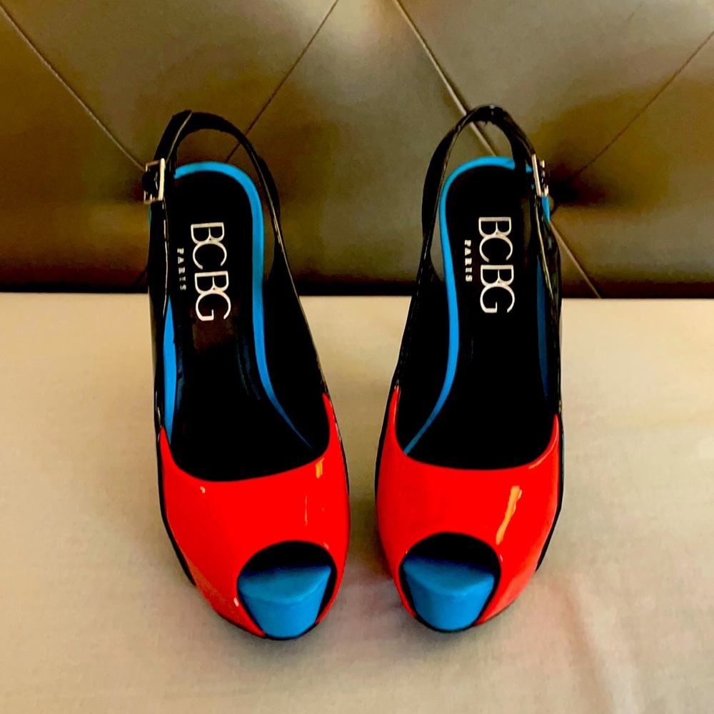 NWOT - brand new, only tried on, size 6.5
